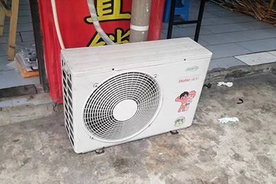 通道空调突然不制冷只吹自然风怎么办？