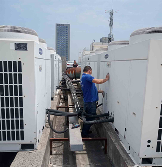 通道中央空调制热和不制冷系统维修方法